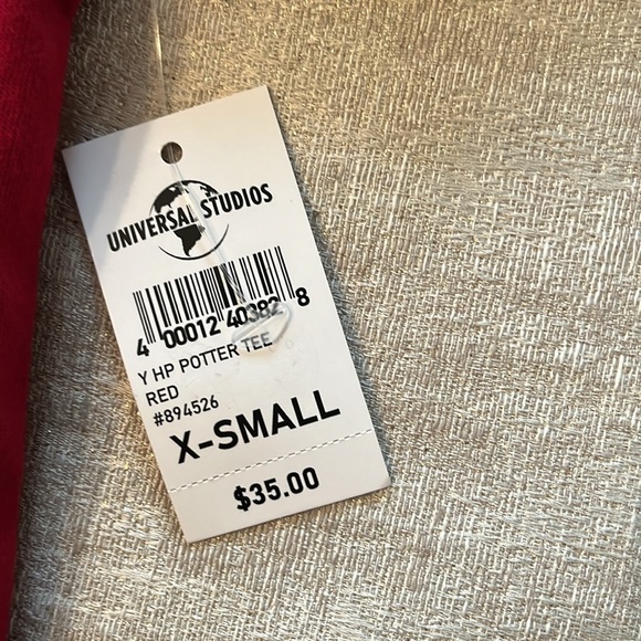 NWT Universal Studio Harry Potter T-Shirt Gryffindor XS - Picture 2 of 4